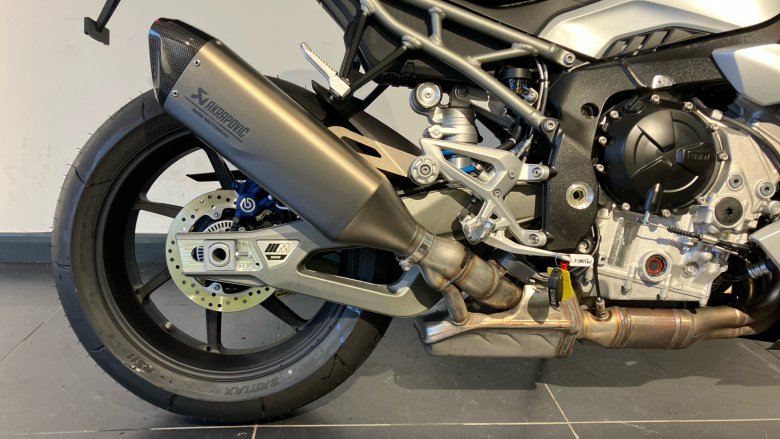BMW M 1000 R (25MY)